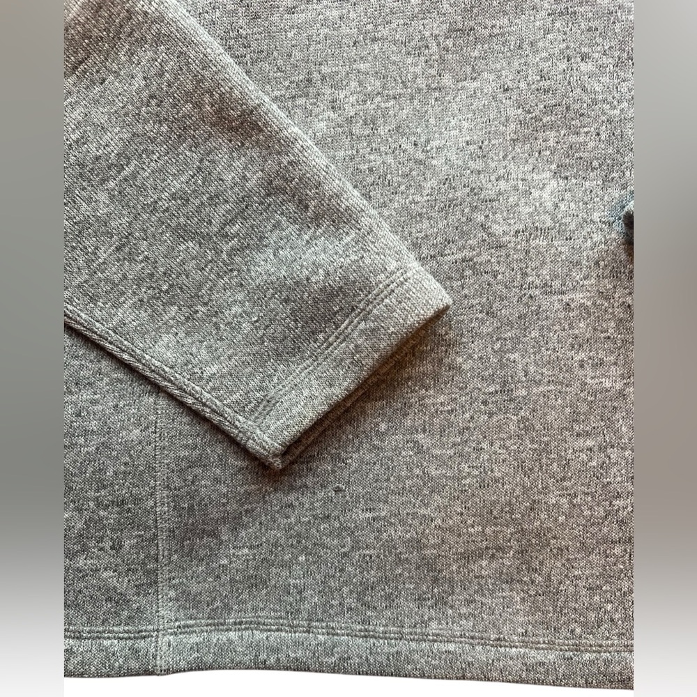 Vineyard Vines Men's‎ Mountain Gray Quarter-Zip Pullover - Picture 5 of 10